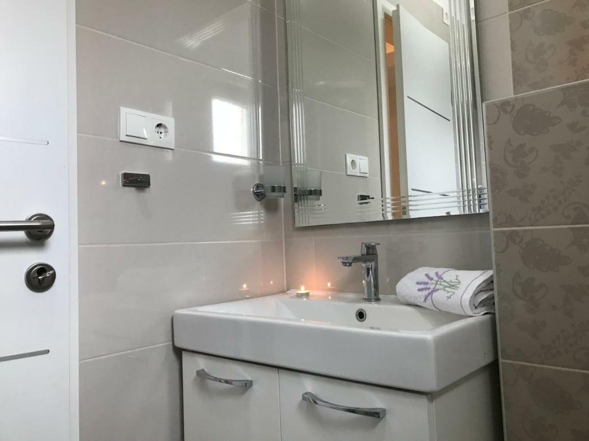 Holiday Home Marina Sevid Bagian luar foto