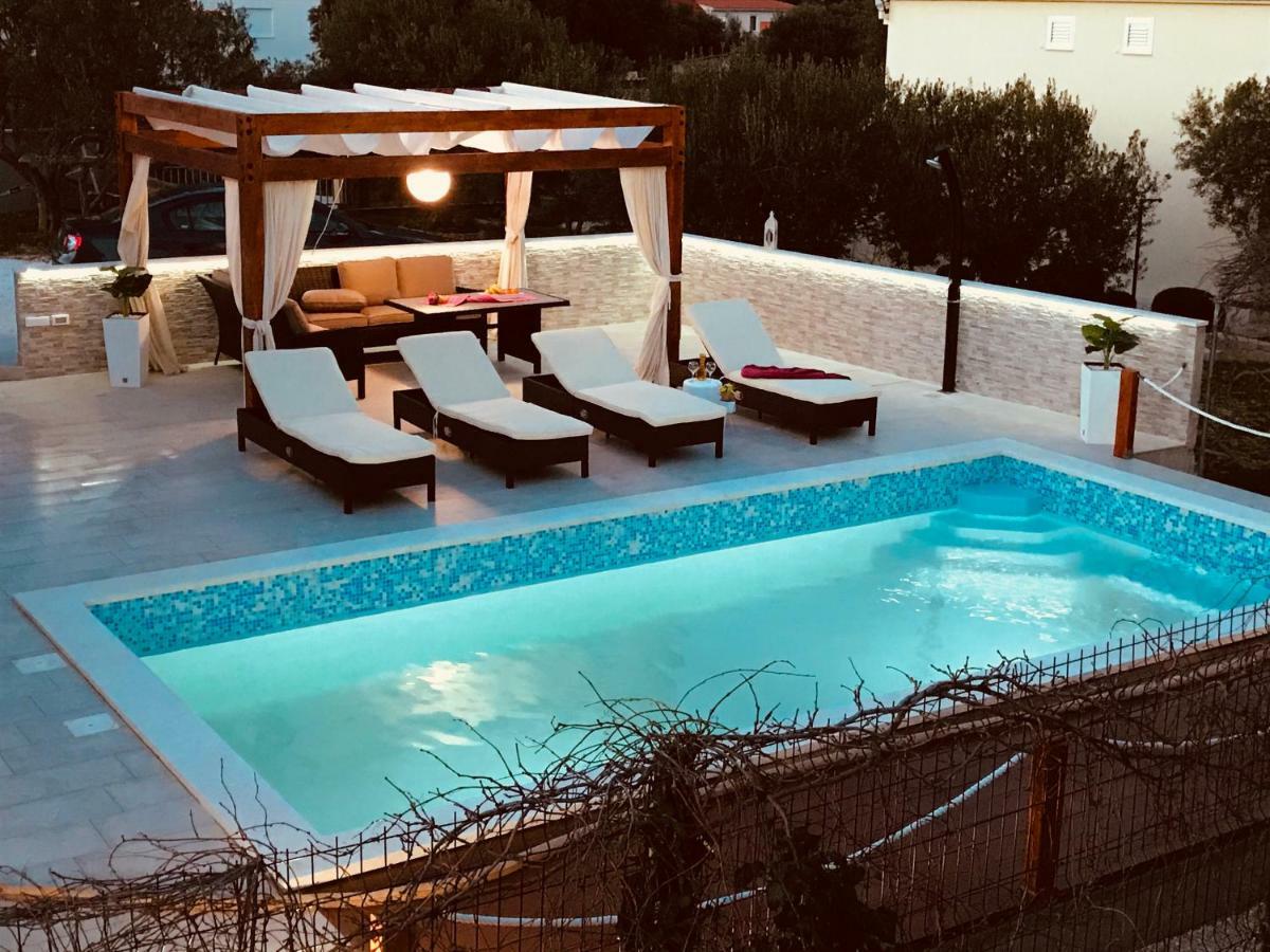 Holiday Home Marina Sevid Bagian luar foto