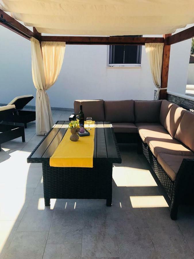 Holiday Home Marina Sevid Bagian luar foto